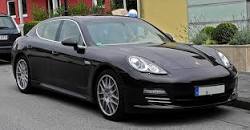 Porsche Panamera 4S
